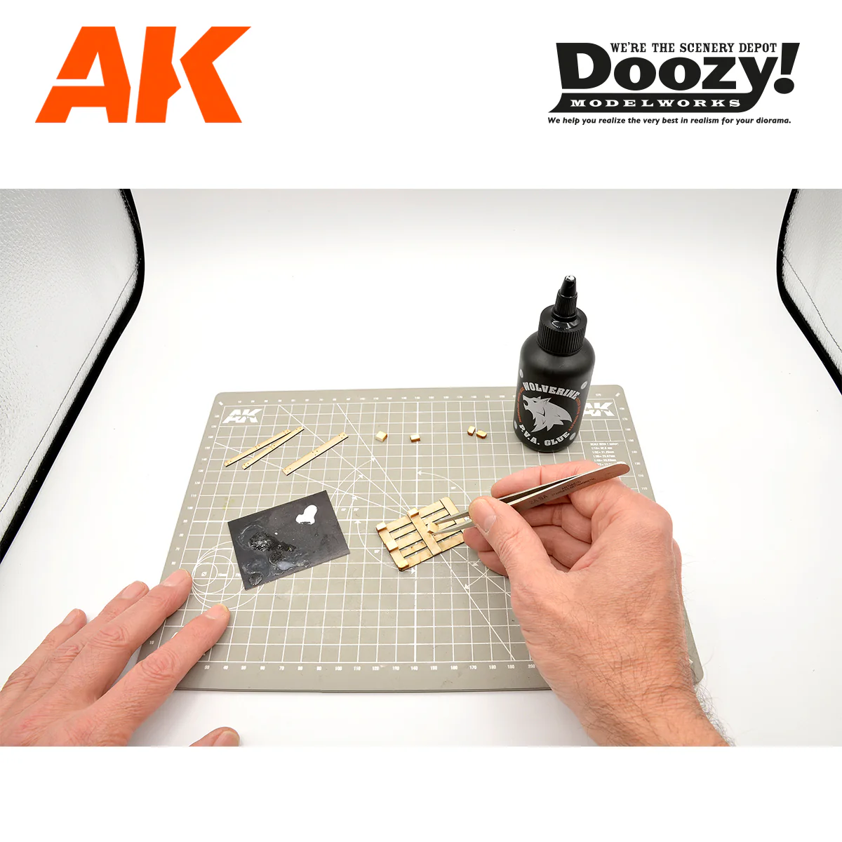 Doozy 1/24 Wooden Euro Pallet, 5 Units - Image 4