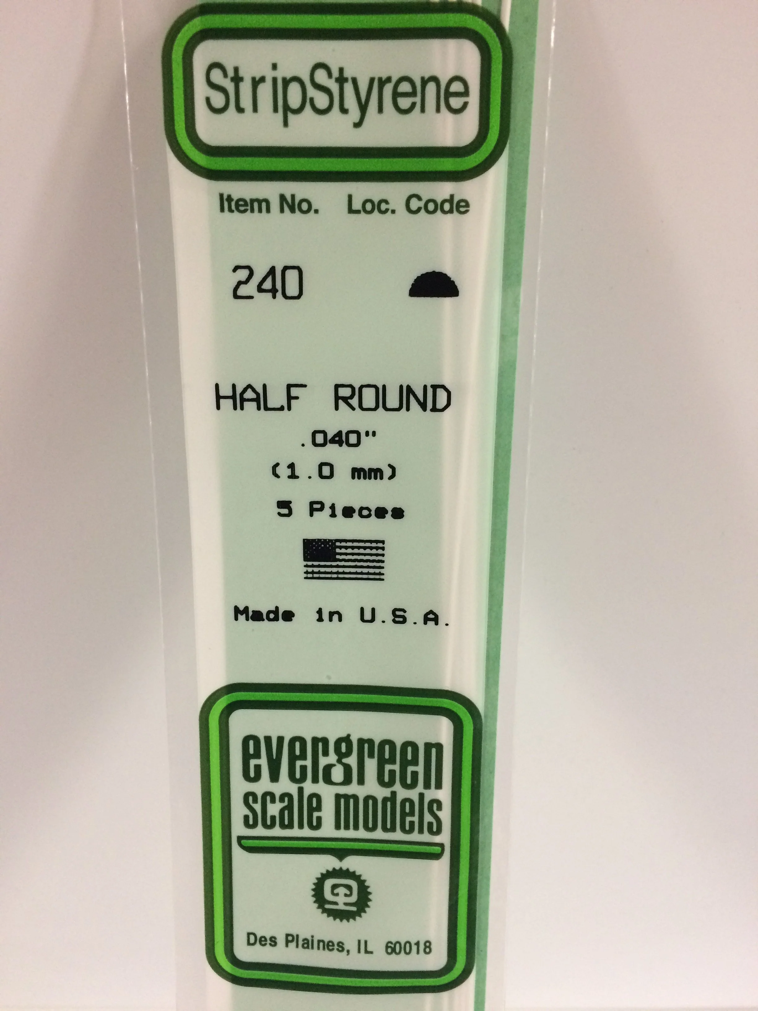 Evergreen - 240 - .040" (1.0MM) OPAQUE WHITE POLYSTYRENE HALF ROUND
